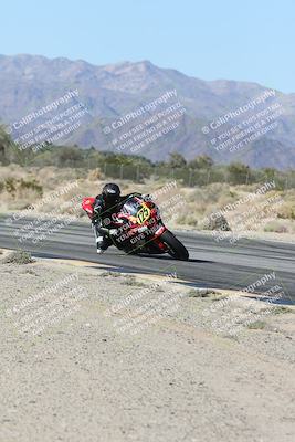 media/Dec-04-2025-Racers Edge (Thu) [[5ebc9f124d]]/3-B Group/3-Session 2 (Turn 7 Inside)/